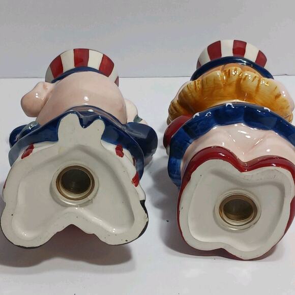 WB Looney Tunes Fourth of July Porky Pig and Petunia Salt And Pepper Shakers EUC - Picture 3 of 4